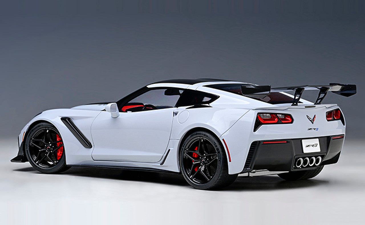 Chevrolet Corvette ZR1 1:18