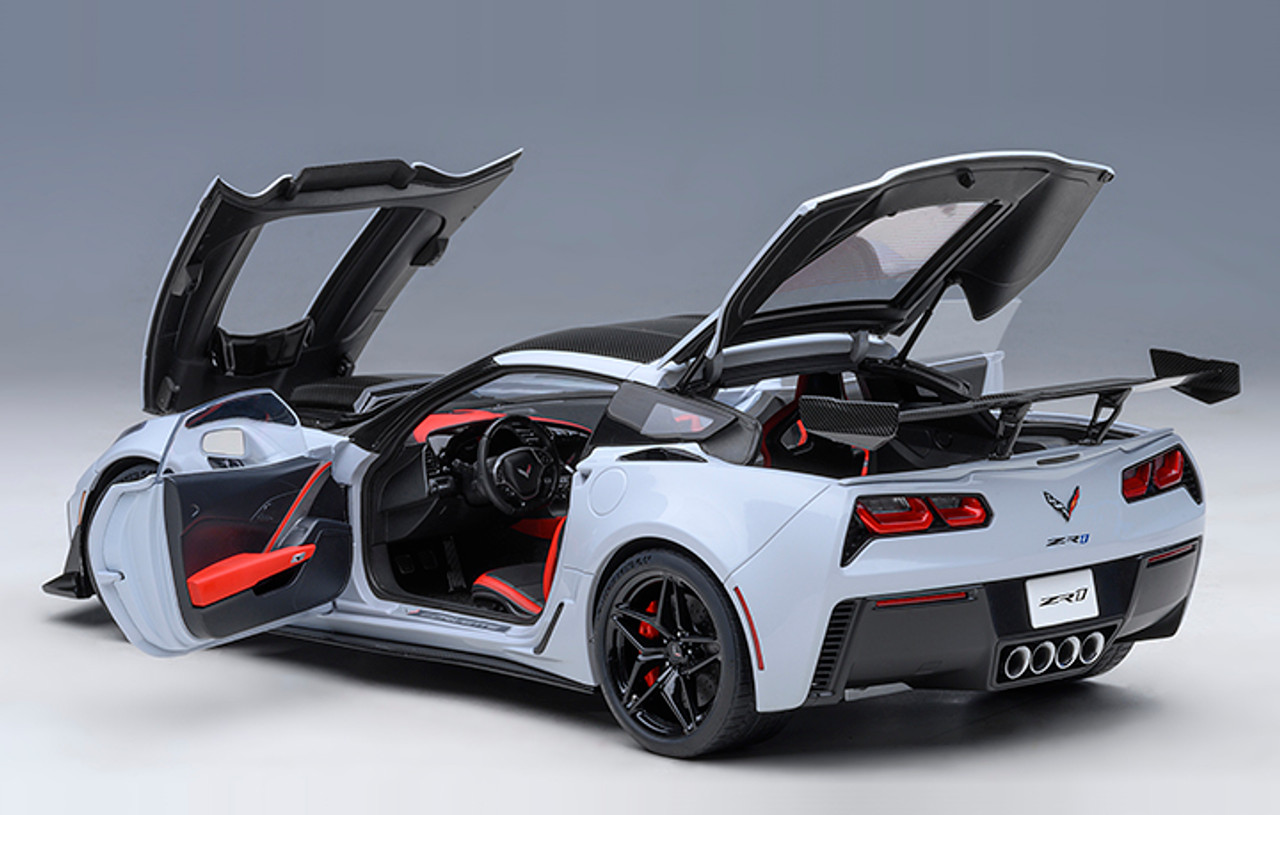 Chevrolet Corvette ZR1 1:18