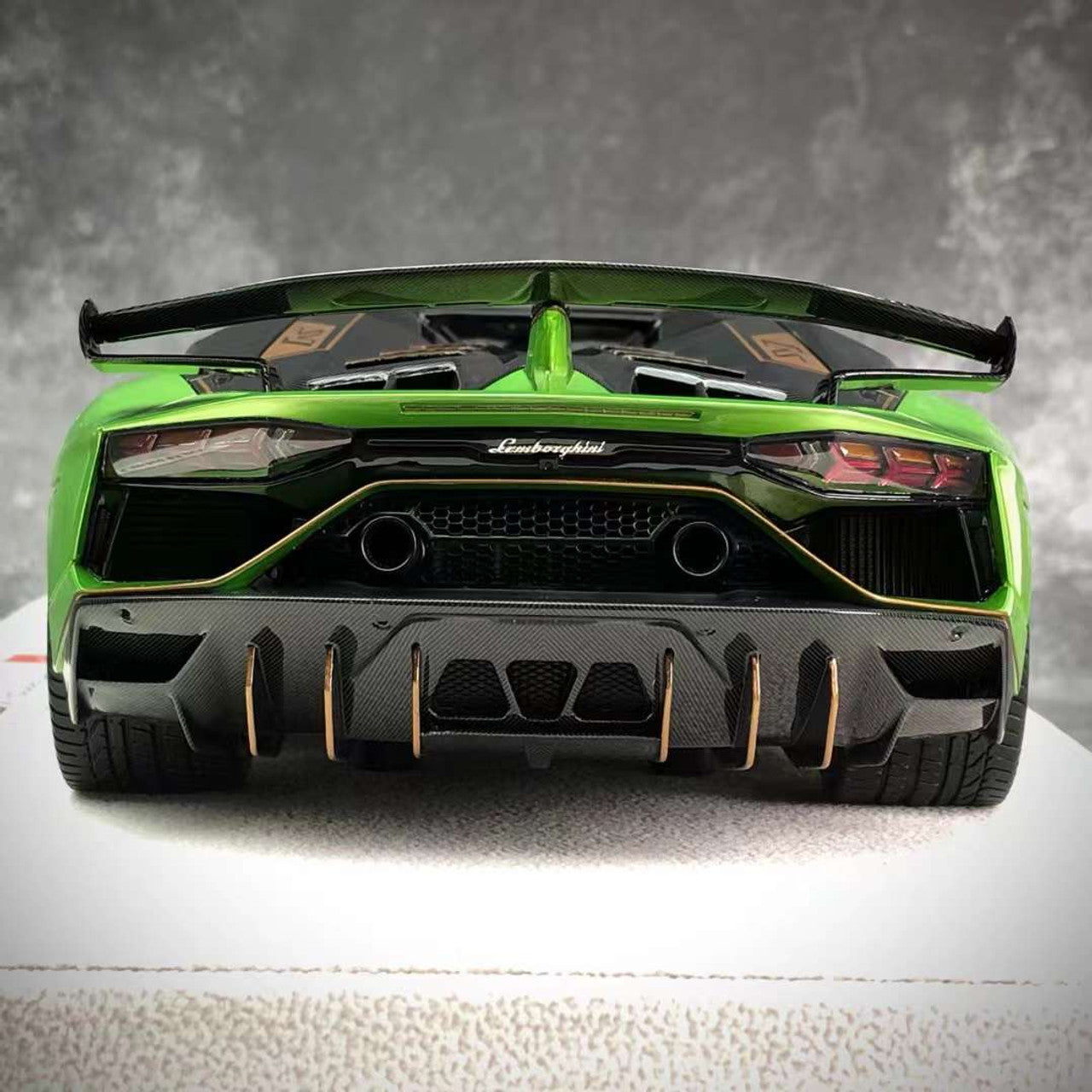 Custom Lamborghini Aventador SVJ 1:18