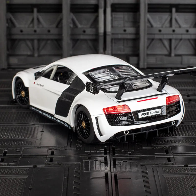 Audi R8 LMS 1:18